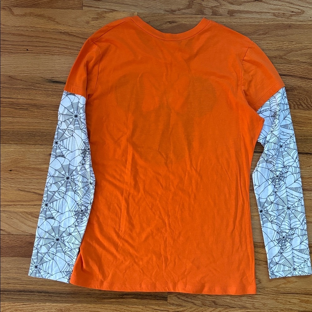 Disney Juniors Minnie Mouse Long Sleeve Tee Halloween Orange Black Sz XXL - Picture 2 of 3